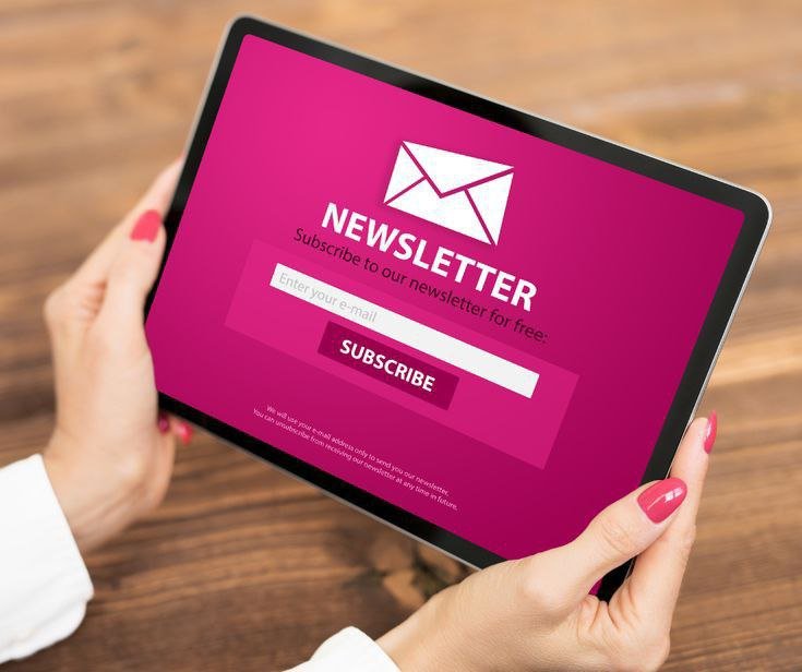 Es una herramienta de comunicación muy utilizada en la actualidad que consiste en un correo electrónico para enviar información importante